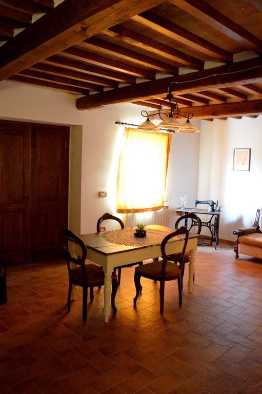 Agriturismo La Collina Villa Massa Martana Bilik gambar